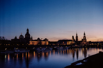 Altstadtensemble Dresden bei Dämmerung