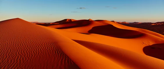 Selbstklebende Fototapete Sandige Wüste Sanddünen in der Wüste Sahara, Merzouga, Marokko
