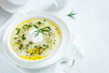 cauliflower and potato soup