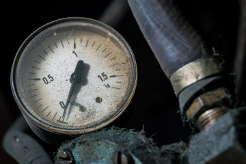 bars pressure sensor on the machine
