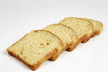 fette di pancarrè ai cereali