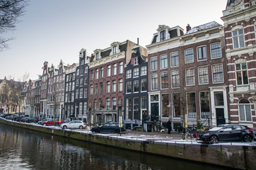 Fototapeta na wymiar canaux à Amsterdam