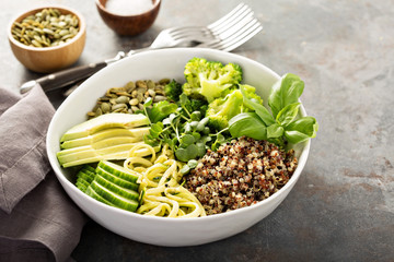 Green and healthy grain bowl
