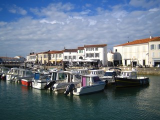 Fototapeta na wymiar Port de Saint-Martin-de-Ré (France)