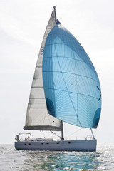 Obraz premium Żaglowiec -odbicie