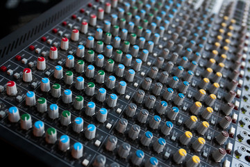 Sound mixer control for live music