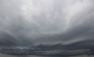 Thunderstorm in powerfull dress