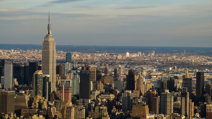 Luftaufnahme mit Wolkenkratzern von New York City