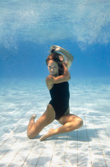Underwater posing