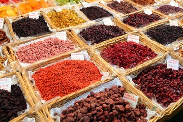 Italy food market - dried fruit