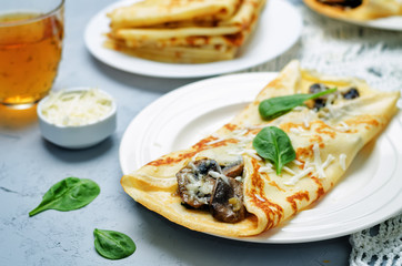 Mushrooms spinach cheese Crepes