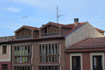 Piso superior y ático de una vivienda antigua. 