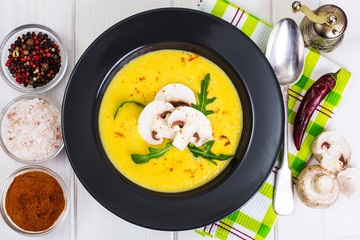 Vegetable soup puree with mushrooms