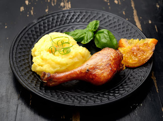 Duck leg roasted with potato