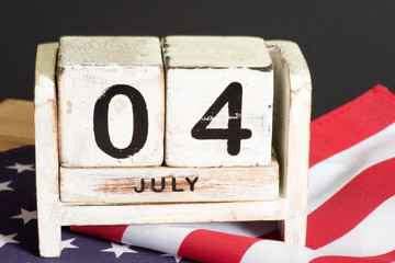 Amerikanische Nationalflagge, Kalender und Tag der Unabhängigkeit