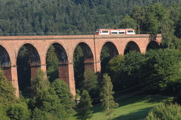 Urlaubsgebiet Odenwald Viadukt