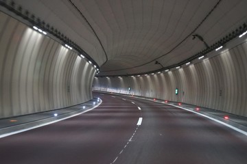 snelweg tunnel