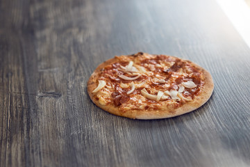 Frisch gebackene Pizza