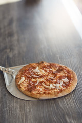 Frisch gebackene Pizza