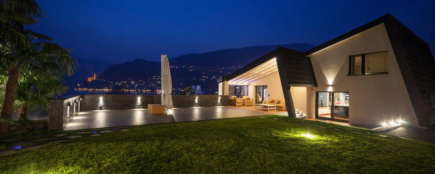 Modern Villa In The Night, Outdoor