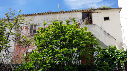 Fototapeta premium rotten building