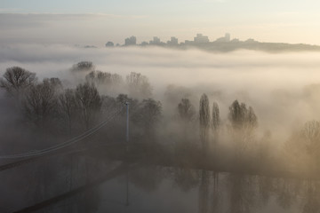 Nebel in Stuttgart - obrazy, fototapety, plakaty