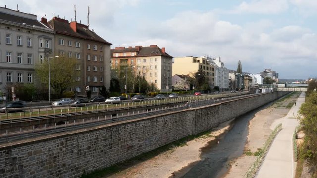 4K Time lapse of the Wiental, Hietzing in Vienna, Austria 