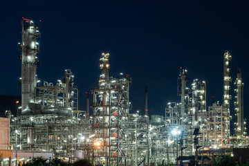 Fototapeta na wymiar Oil Industry Refinery factory heavy industry at night