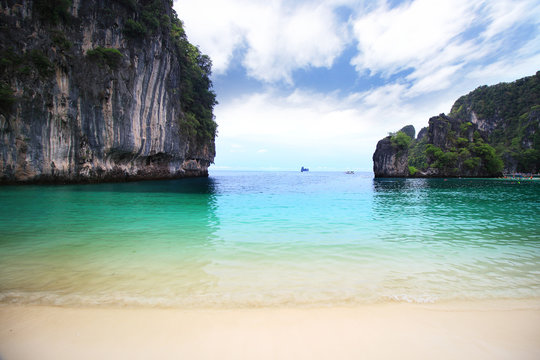 tropical holidays - amazing beaches of  Koh Hong island . The beach is a famous travel destination in Krabi,Thailand.