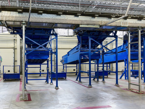 Sorting line in Large warehouse