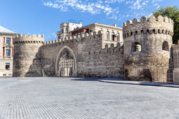 Obraz premium Fortress of the Old Sity Baku, entrance gate. Historical core of Azerbaijan Baku