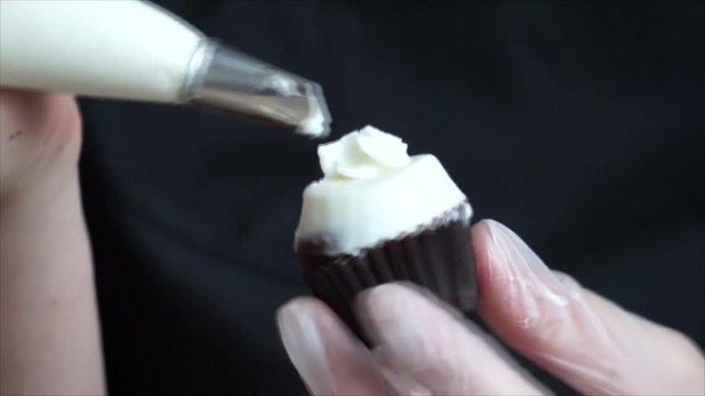 Chokolate cupcake with cream