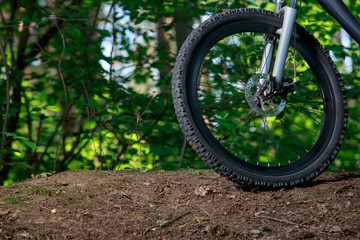 Fototapeta na wymiar wheel of a mountain bike