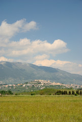 Fototapeta na wymiar Veduta di Paliano con il Monte Scalambra - Frosinone - Lazio - Italia