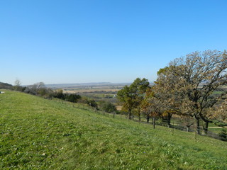 Obraz premium Looking Acrossed The Hill