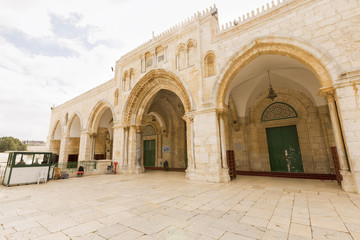 Fototapeta na wymiar View of Al-Aqsa mosque on the Temple Mount in Jerusalem.