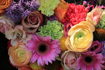 pastel wedding flowers