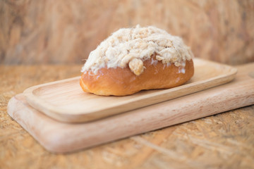 Bun of bread with mayonnaise and pork floss