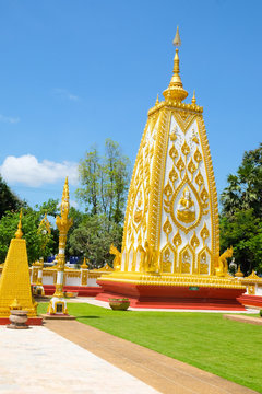 Wat Phrathat Nong Bua in Ubon Ratchathani province Thailanda