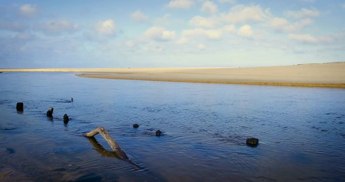 mar&eacute;e basse en atlantique 4k