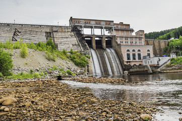 Dam Shirokovskaya hydroelectric