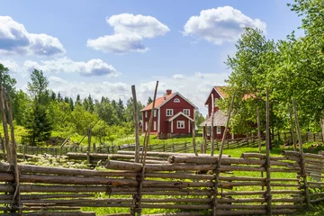 Schilderijen op glas Swedish farm in the old idyllic rural landscape © Lars Johansson