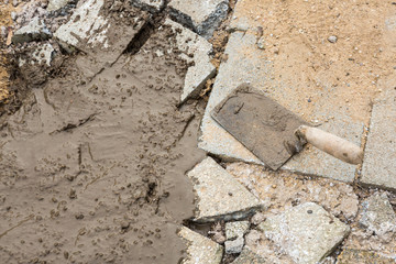 verlegen von Steinen Bruchsteinweg Baustelle
