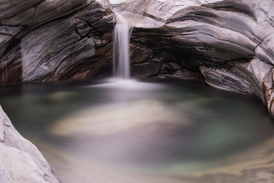 Wasserfall im Verzascatal