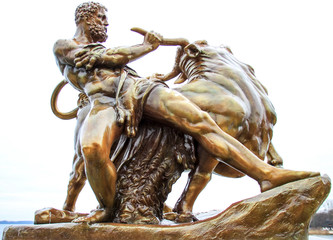 Statue Fighting with a bull