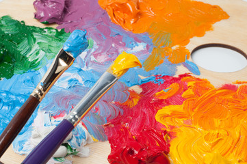 Obraz premium Colored paint on the art palette