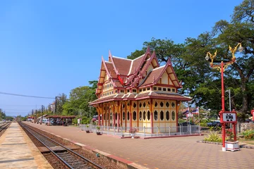 Papier Peint photo Gare Royal pavilion at hua hin railway station, Prachuap Khiri Khan, Thailand