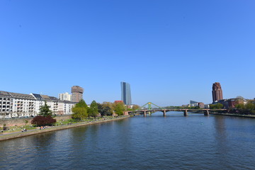 Naklejka premium Mainufer Frankfurt am Main
