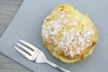 chou à la crème pâtissière,fait maison