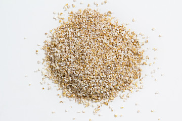 Raw barley grits